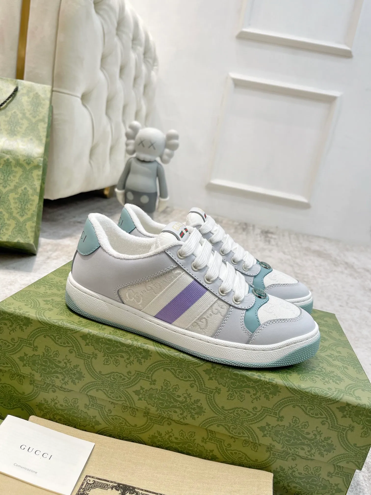 Gucci - Newly upgraded Gucci dirty shoes for couples 👫 2022 early spring new style... GG series distressed casual dirty shoes for the catwalk ⚠️⚠️ Original development and purchase level version... Metal double G crystal cylindrical logo... Gucci original pattern webbing... Exclusive color rubbed cowhide fabric, original terry cloth is delicate, soft and more comfortable and breathable, privately stamped two-color original TPU outsole (lower layer is wider, upper layer is narrower) Ready stock, matching packaging... 35-40/39-44 regular size 💰Female style 290 💰Male style 290